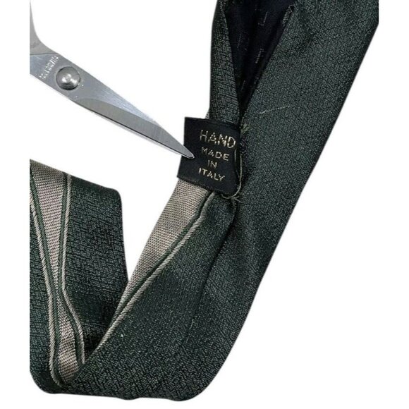 FENDI Men's 100% Silk Necktie LUXURY Tie Green Polo Club W:3.8" EUC - Picture 4 of 5